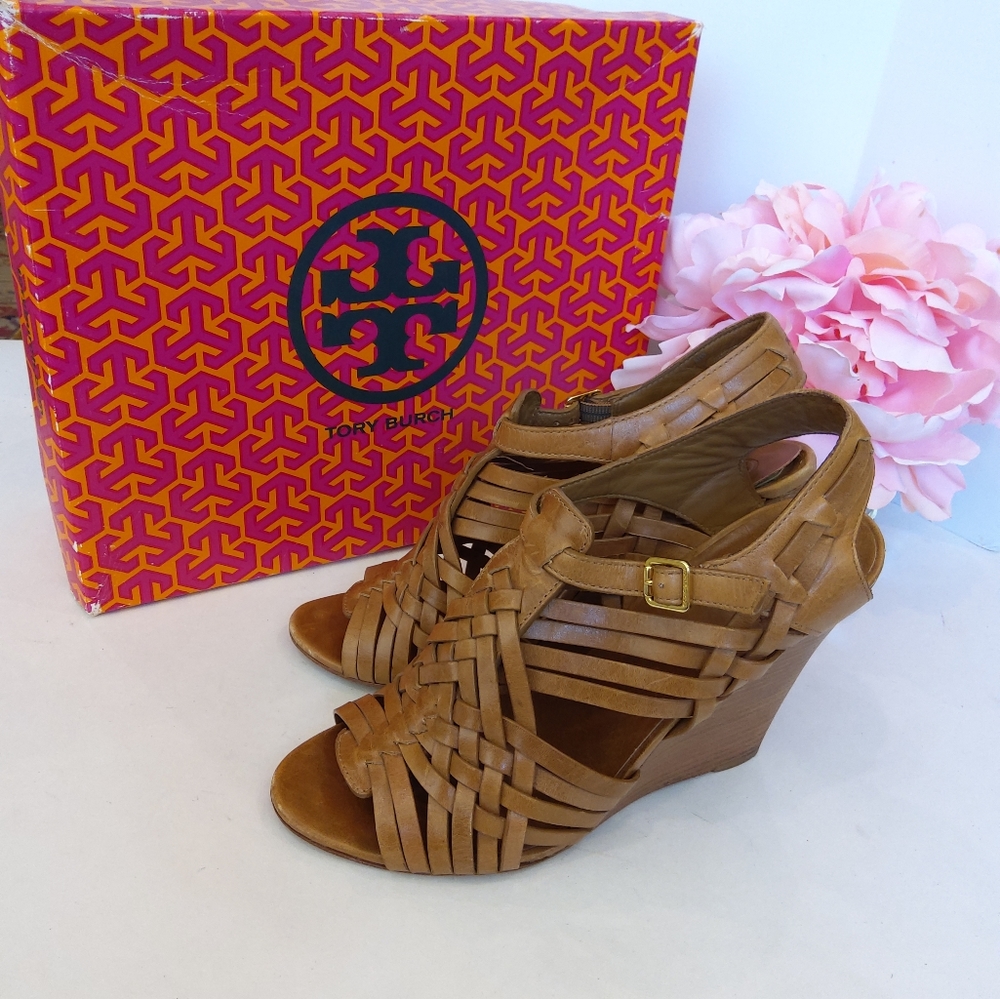 Tory Burch Tan Wedge Sandals - Picture 3 of 11